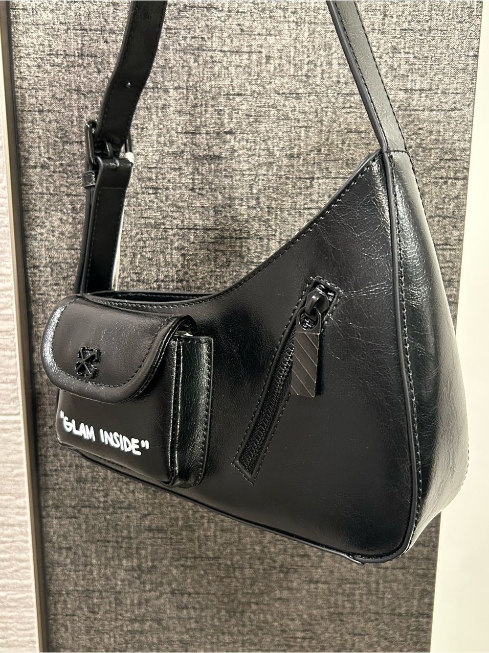 Off-White The Jitney Black Leather Shoulder Bag with White Text - Picture 4 of 16